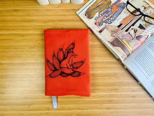 obal na knihu "Kyuubi no Kitsune" malý