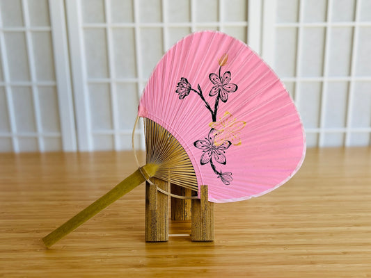 kulatý papírový vějíř "Sakura" ručně malovaný