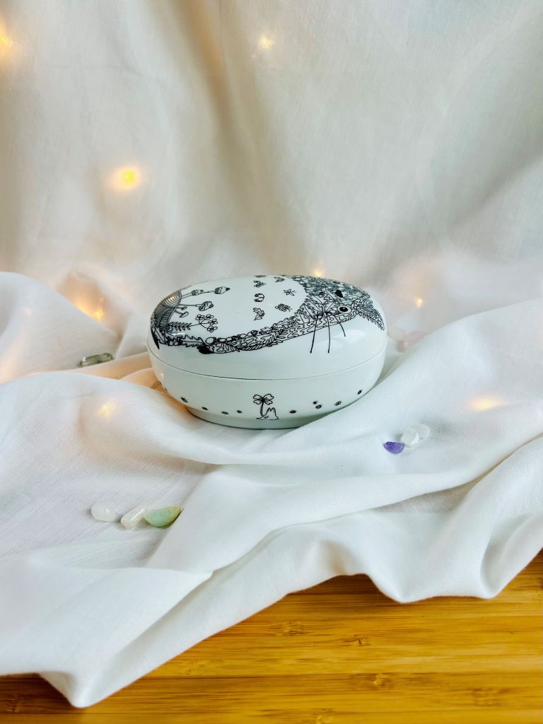 porcelánová šperkovnice "Totoro" s polštářkem