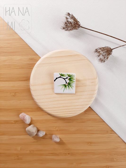 keramická brož "Dlouhověká borovice"