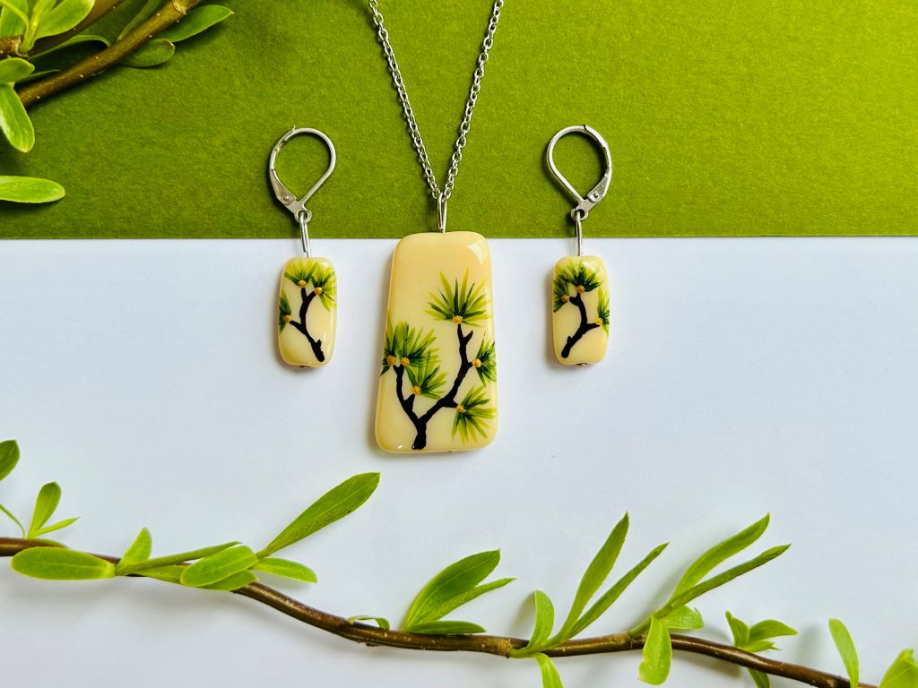 sada skleněných šperků "Dlouhověká borovice" náhrdelník a náušnice