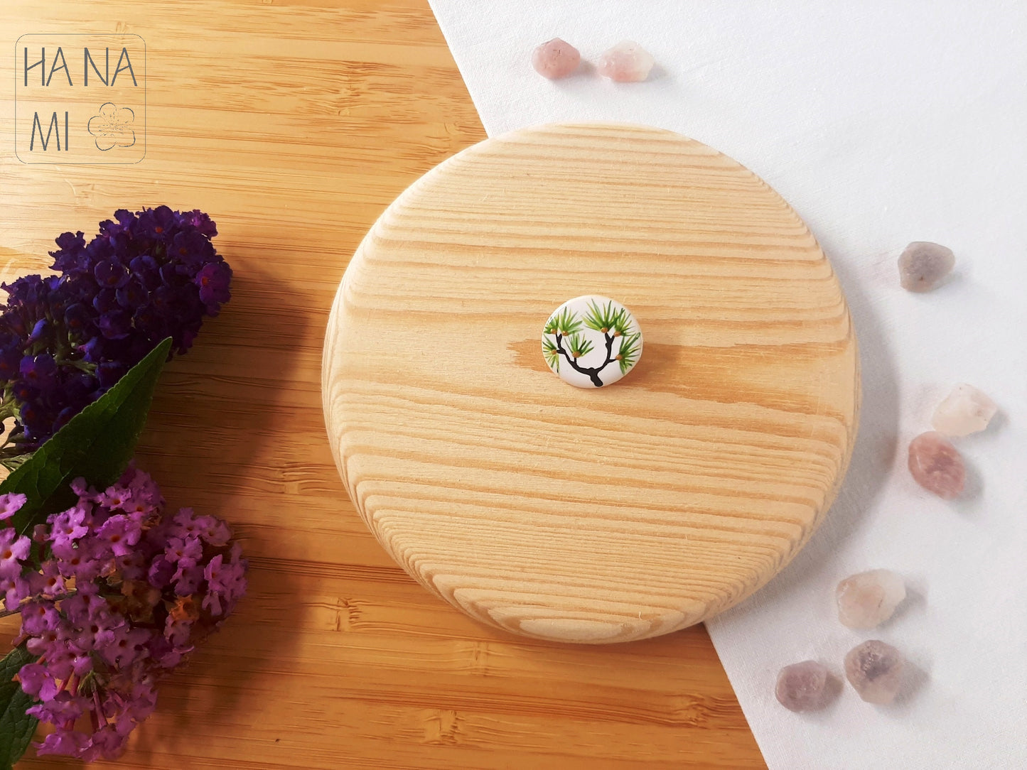 keramická mini brož "Dlouhověká borovice"