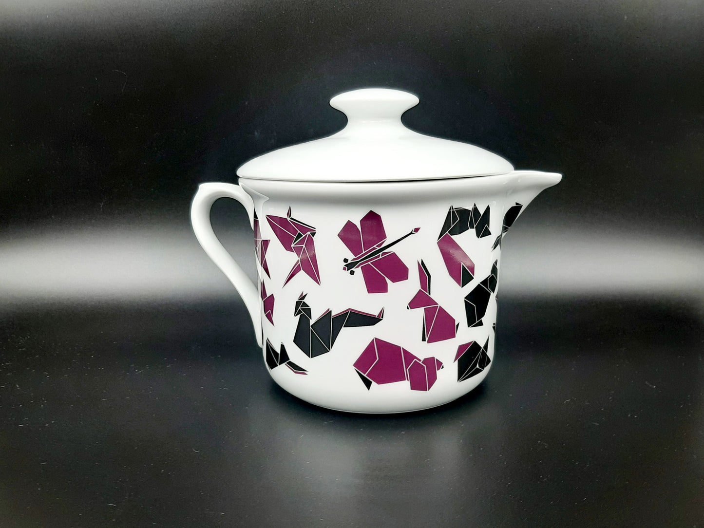 hrnek "Origami" velký s hubičkou a víkem 900 ml