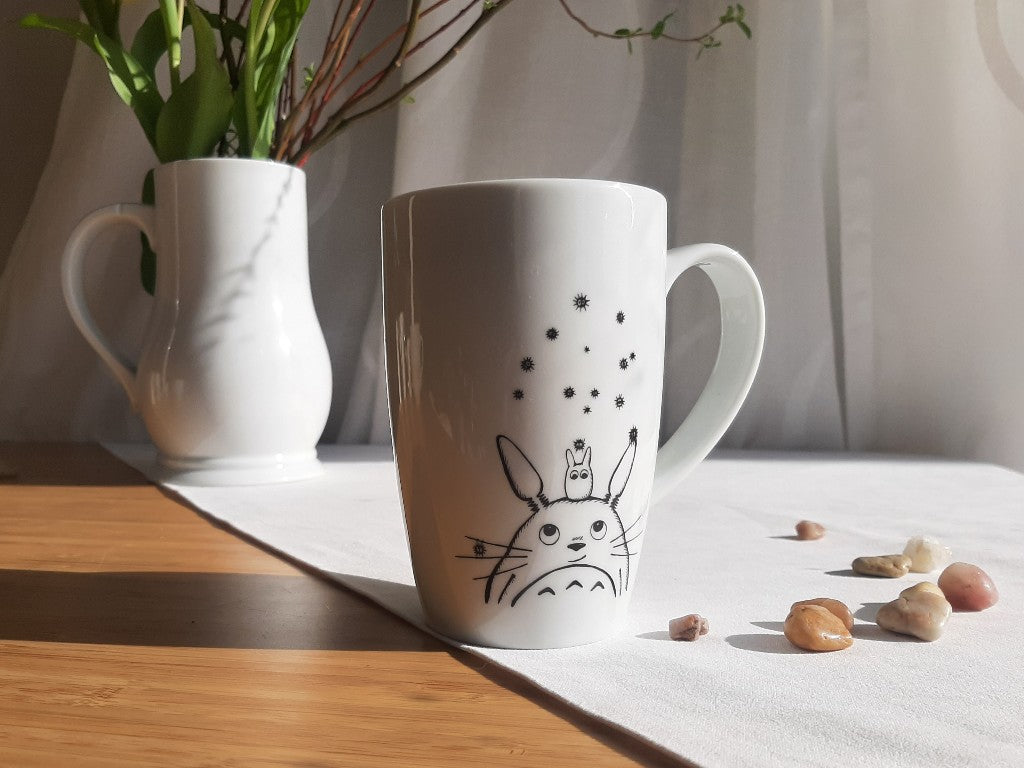 hrnek vysoký "Totoro" B&W 380 ml