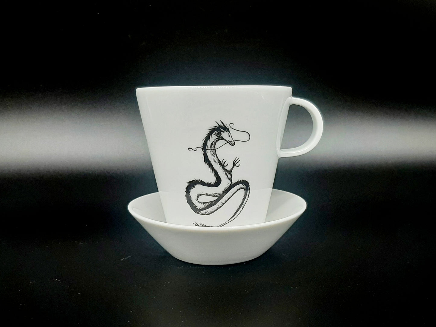 hrnek s podšálkem "Drak" 200 ml