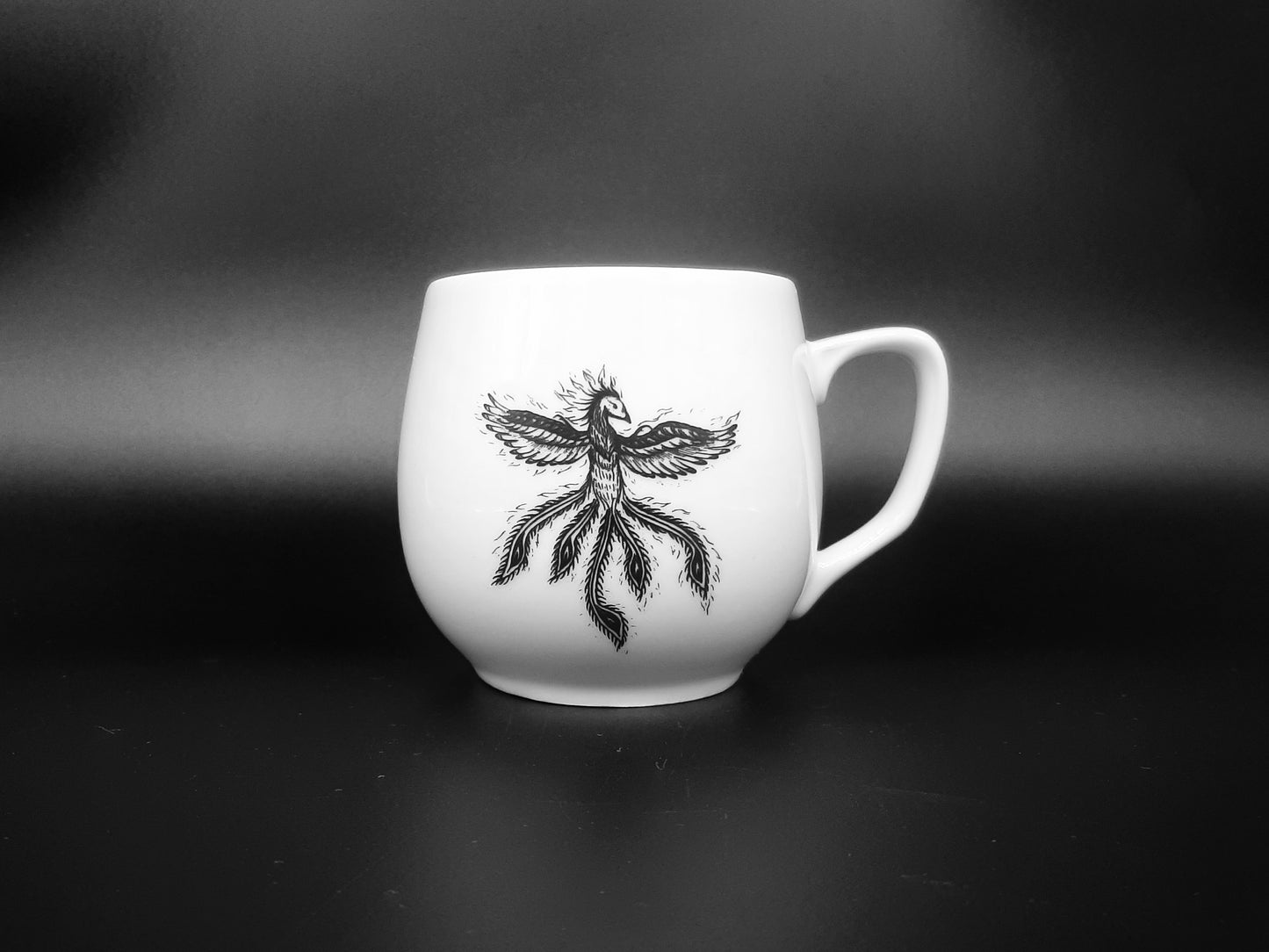 hrnek "Fénix" B&W 300 ml