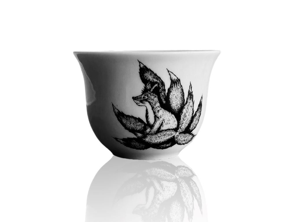 pohárek na saké a čaj "Kyuubi no Kitsune" B&W 50 ml