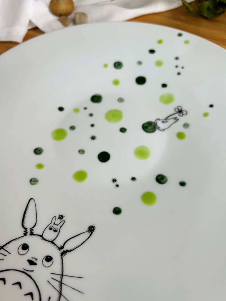 talíř servírovací "Totoro" průměr 28 cm