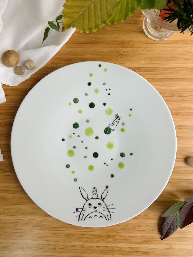 talíř servírovací "Totoro" průměr 28 cm