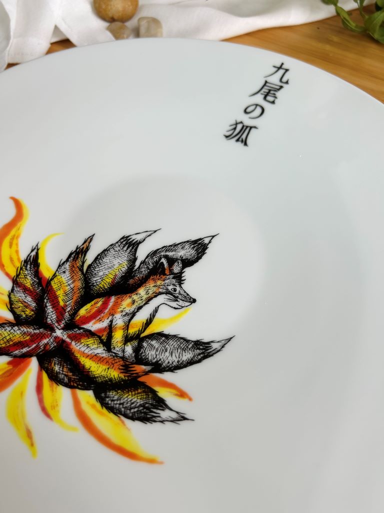 talíř servírovací "Kyuubi no Kitsune" průměr 28 cm