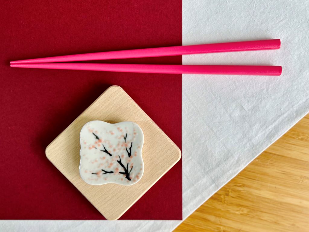 odkladač na hůlky čtvercový "Ráno pod sakurou" 5,5x5,5 cm