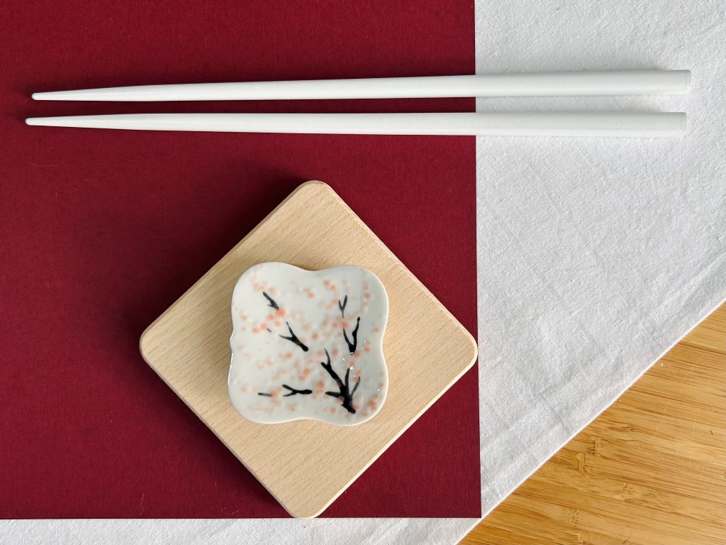 odkladač na hůlky čtvercový "Ráno pod sakurou" 5,5x5,5 cm