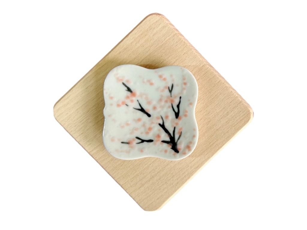 odkladač na hůlky čtvercový "Ráno pod sakurou" 5,5x5,5 cm