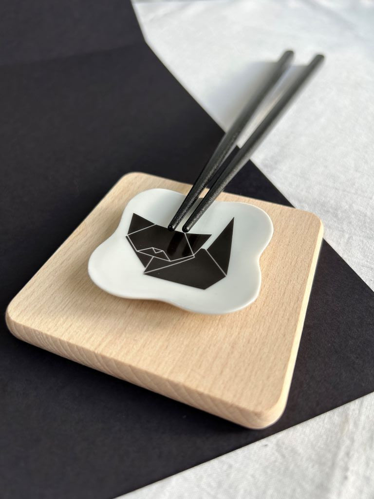 odkladač na hůlky čtvercový "Origami kočka" 5,5x5,5 cm