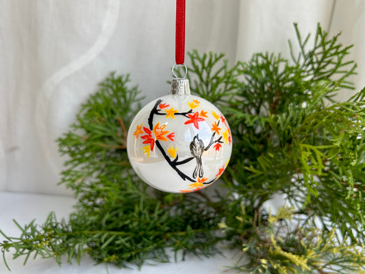 vánoční koulička "Podzimní večer" 6 cm