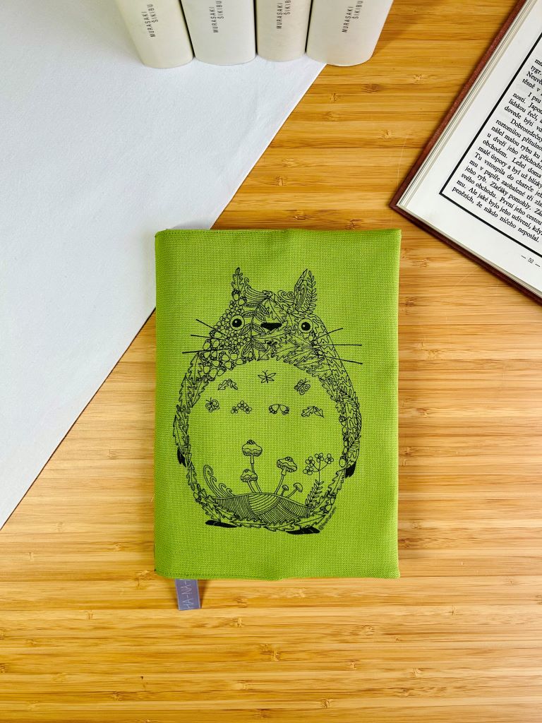obal na knihu "Totoro" malý