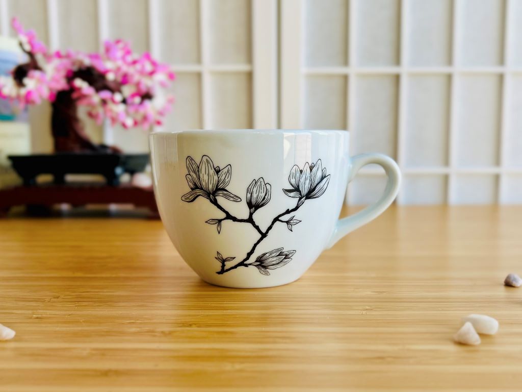 hrnek široký "Magnolie" se zlatou 480 ml