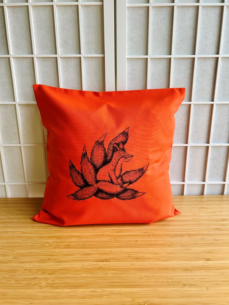 povlak na polštář "Kyuubi no Kitsune" oranžový 40x40 cm
