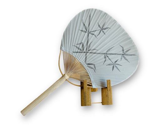 kulatý papírový vějíř "Bambusový háj" ručně malovaný