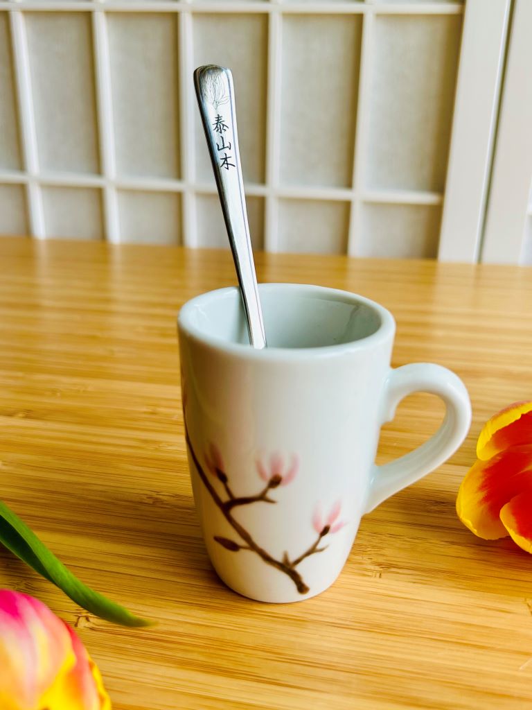 nerezová lžička "Magnolie"