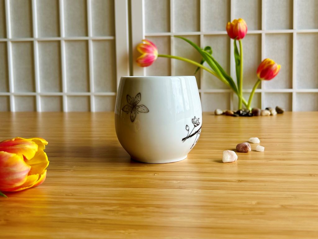 hrnek "Sakura"se stříbrnou 300 ml