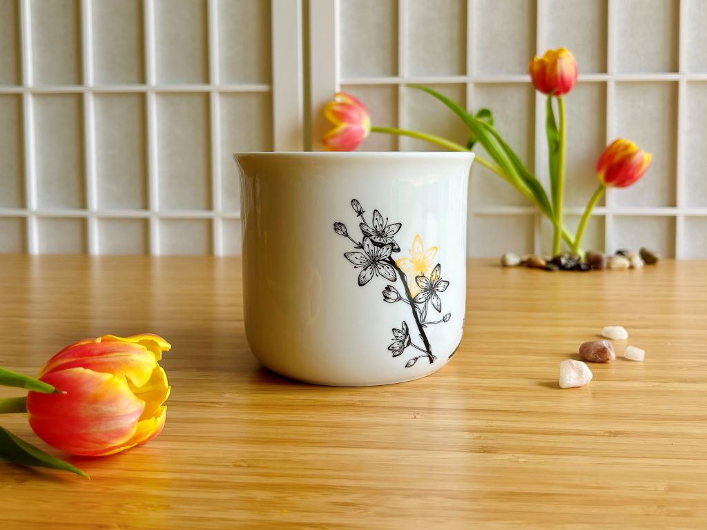 hrnek velký "Sakura" se zlatou 650 ml