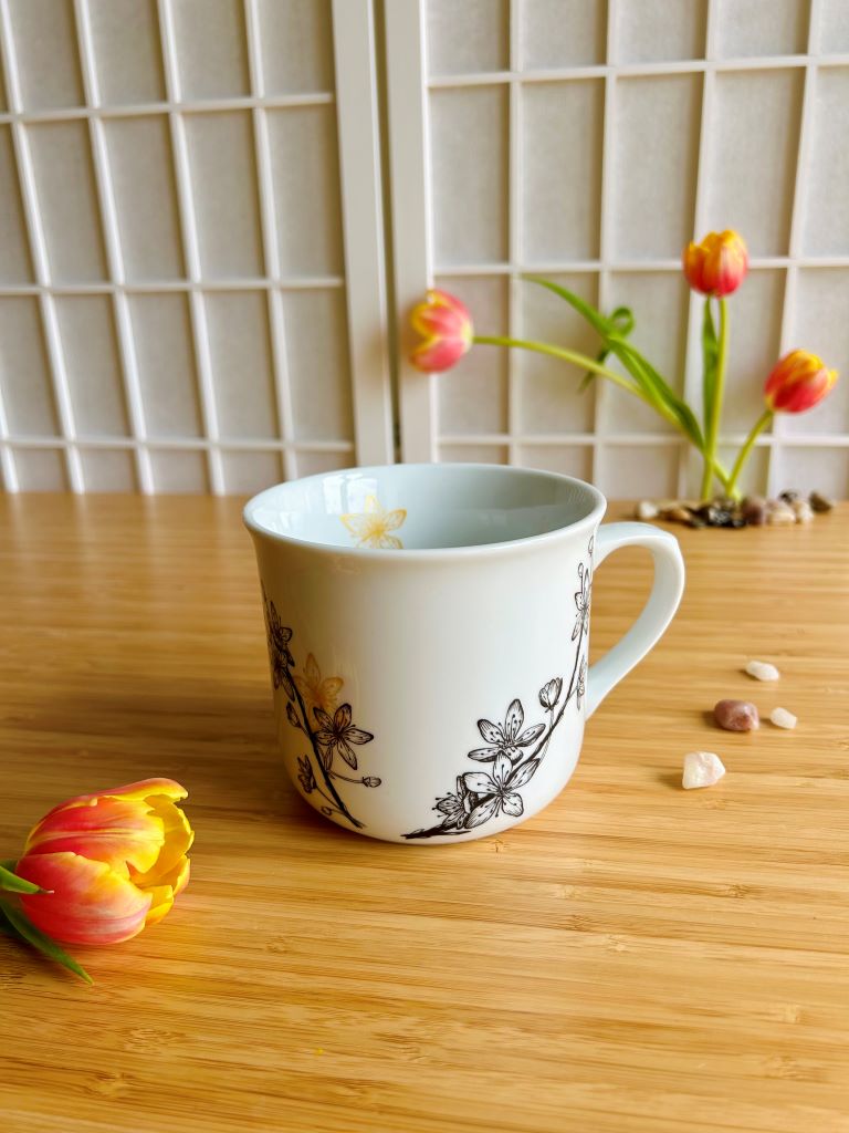 hrnek velký "Sakura" se zlatou 650 ml