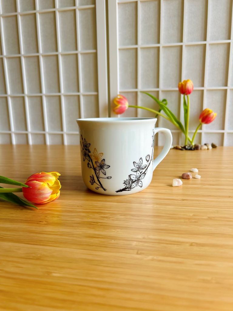 hrnek velký "Sakura" se zlatou 650 ml