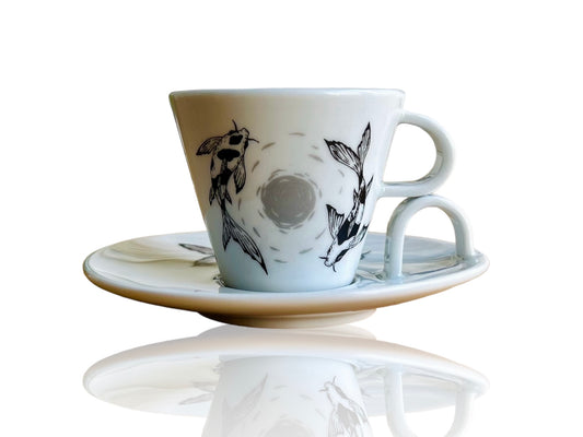 espresso hrneček s podšálkem "Jezerní drahokamy aneb koi kapříci s měsícem" 45 ml