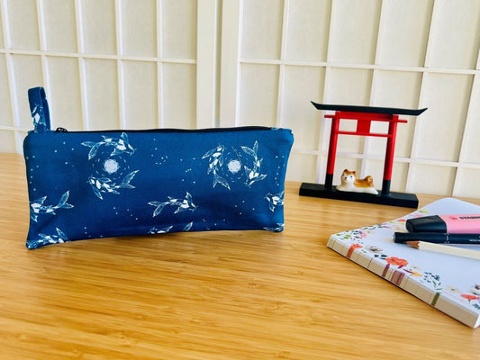 penálek "Jezerní drahokamy aneb koi kapříci s měsícem"