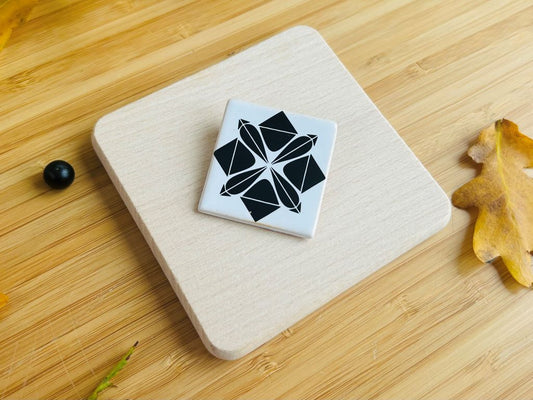 keramická brož "Origami lotos"