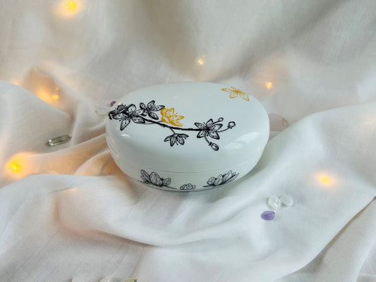 porcelánová šperkovnice "Jarní Japonsko" s polštářkem