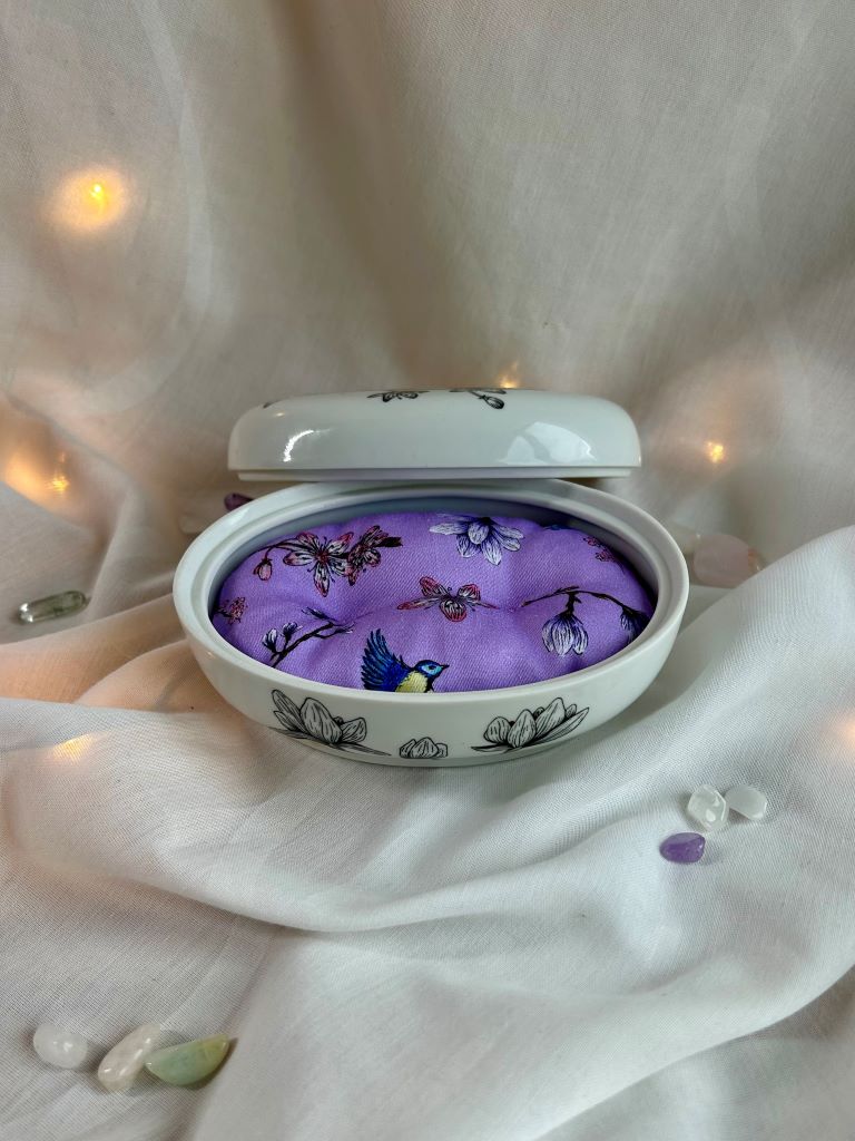 porcelánová šperkovnice "Jarní Japonsko" s polštářkem
