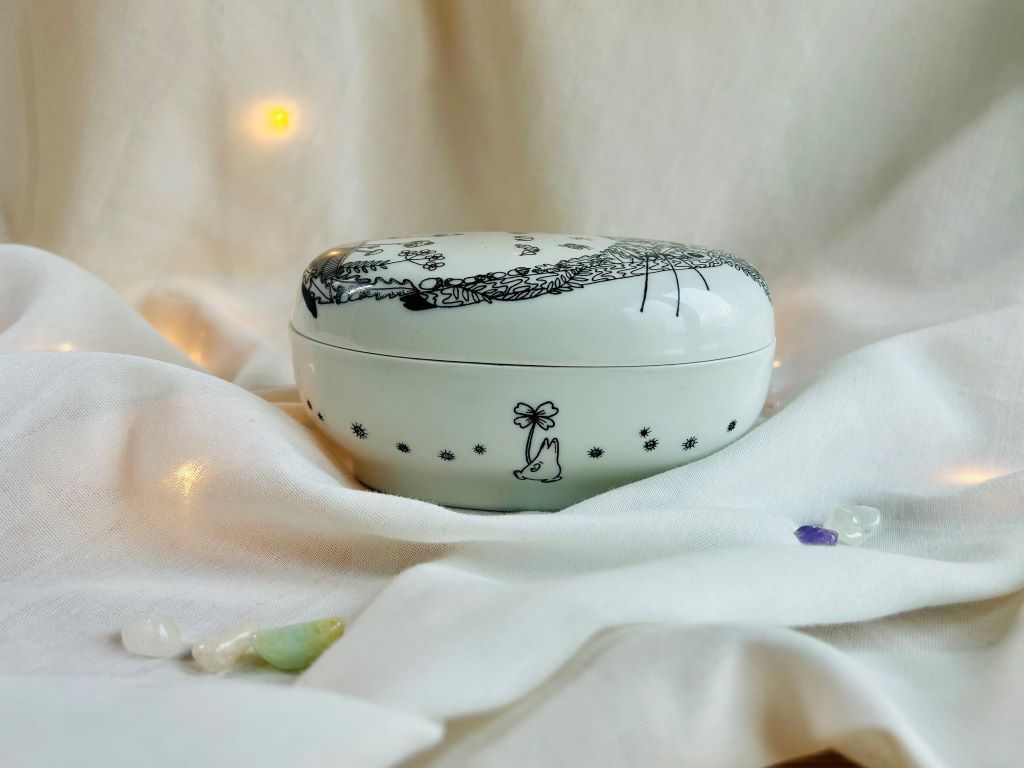 porcelánová šperkovnice "Totoro" s polštářkem