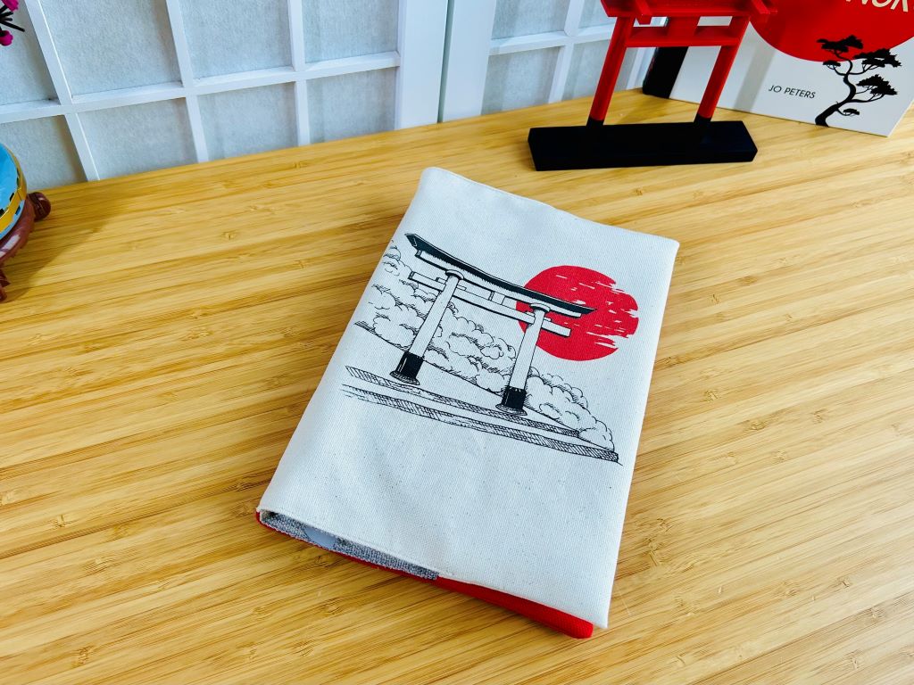 obal na knihu "Brána torii" malý