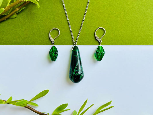 sada skleněných šperků "Bambusový háj" náhrdelník a náušnice