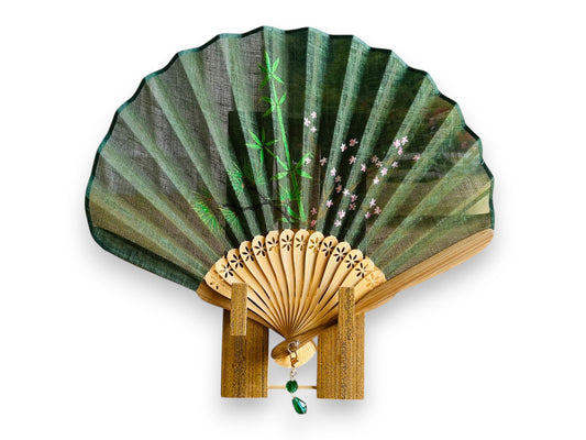 Luxusní skládací vějíř "Tři přátelé zimy" ručně malovaný