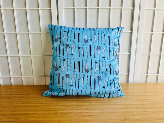 povlak na polštář "Anime meče"