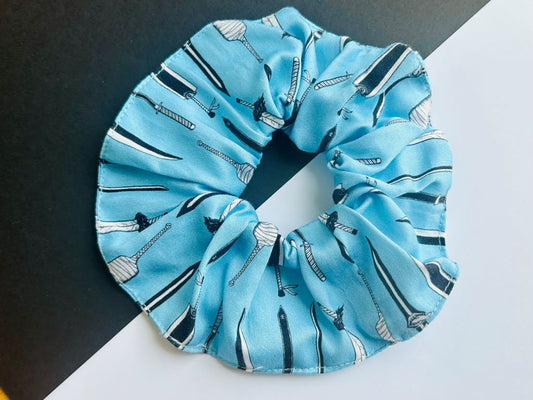 scrunchies "Anime meče" látková gumička do vlasů
