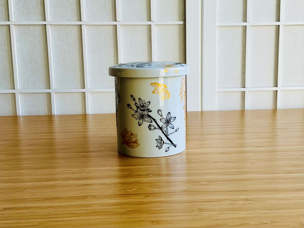 hrnek "Jarní Japonsko"se sítkem a pokličkou 300 ml