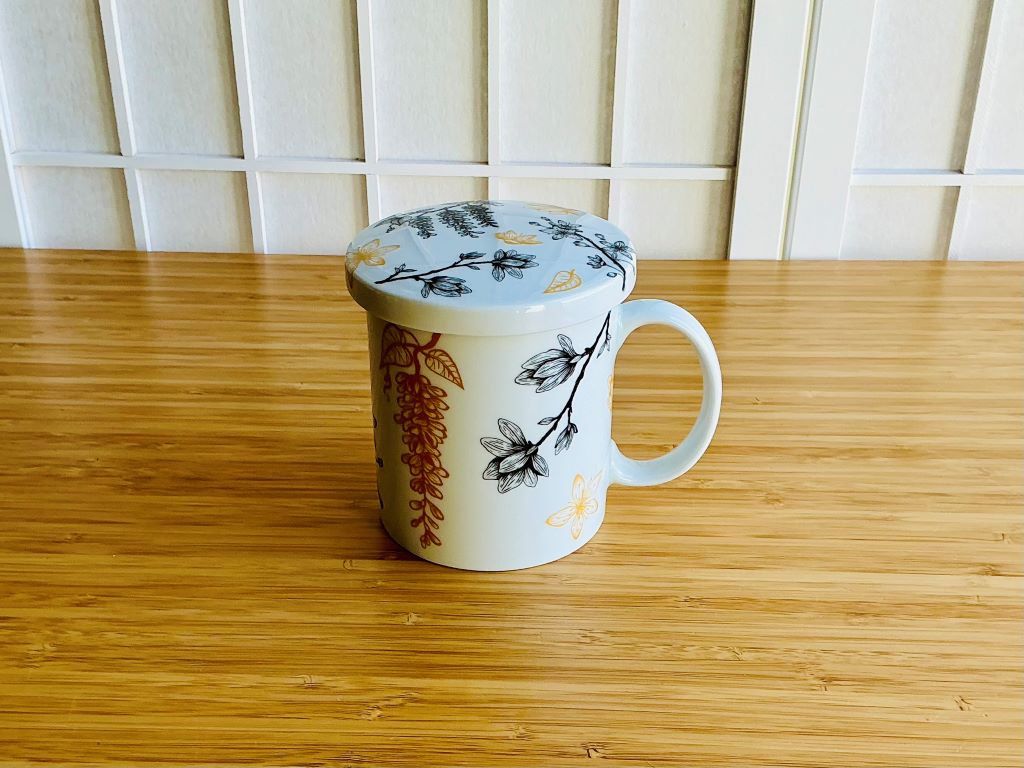 hrnek "Jarní Japonsko"se sítkem a pokličkou 300 ml