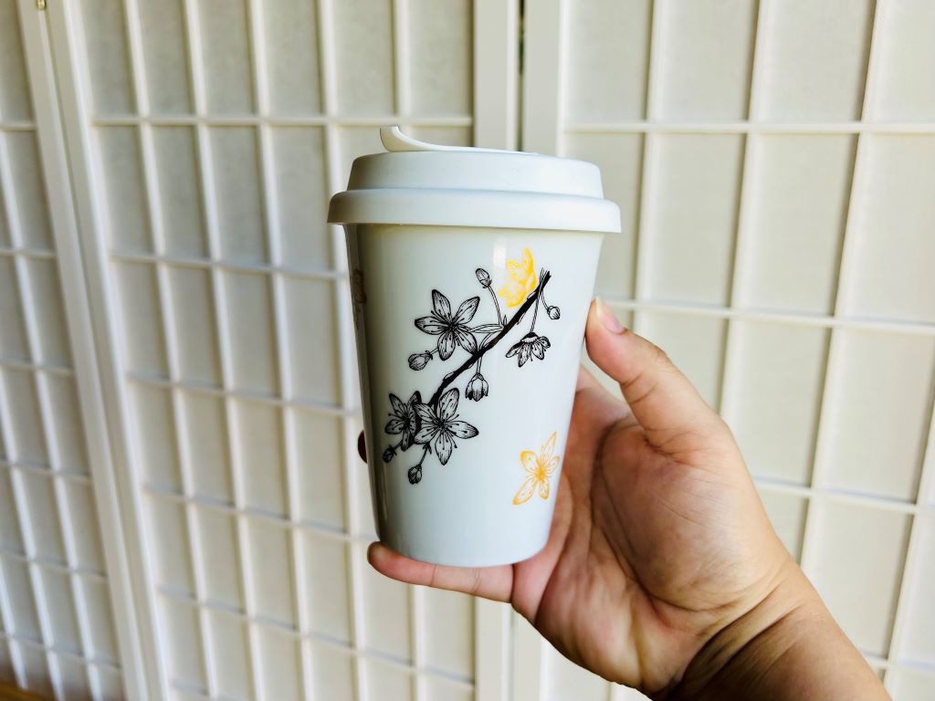 hrnek To Go "Sakura" se zlatou 300 ml