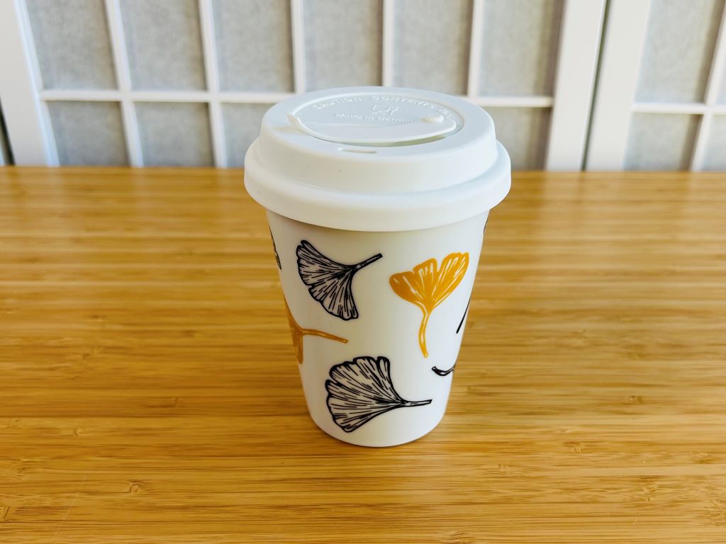 hrnek To Go "Ginkgo listy" se zlatou 300 ml