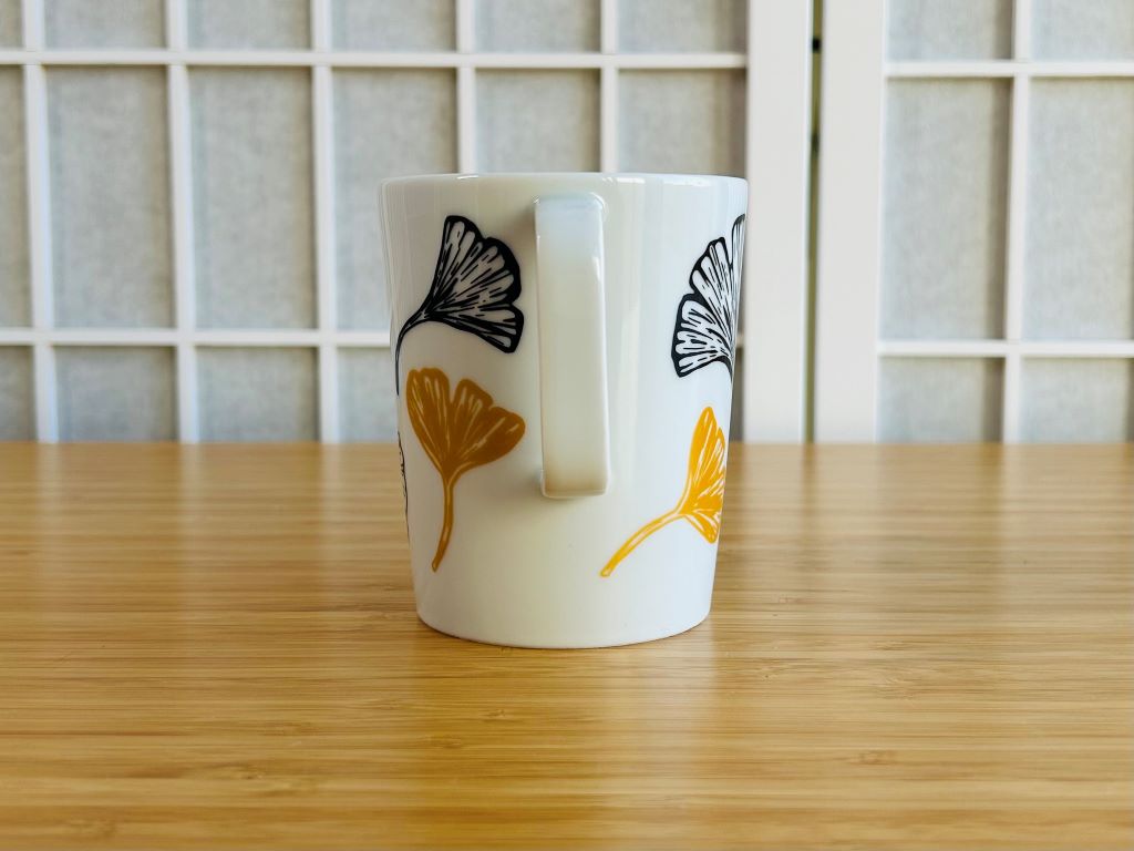 hrnek "Ginkgo listy" se zlatou 250 ml