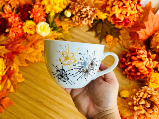 hrnek široký "Pavoučí lilie" se zlatou 480 ml