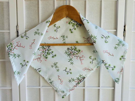 malý šátek "Tři přátelé zimy" 52x52 cm