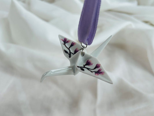 porcelánový origami jeřáb "Vůně jarního snu" závěsný