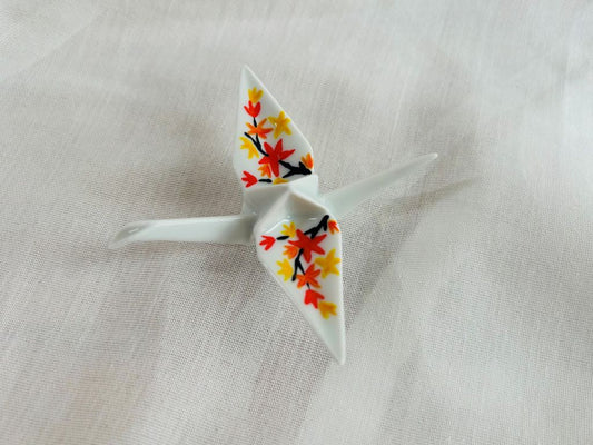 porcelánový origami jeřáb "Podzimní večer" stojící