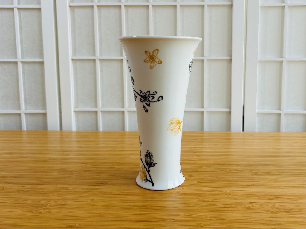 Porcelánová váza "Jarní Japonsko"